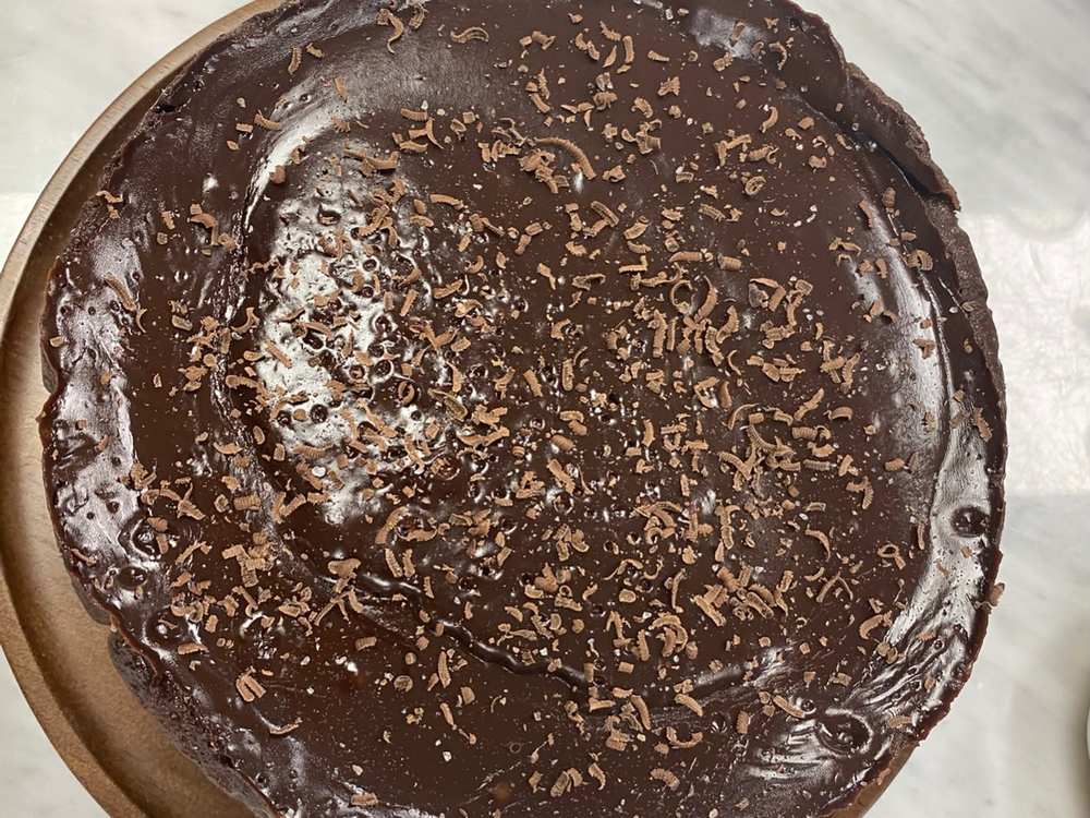 Almond chocolate ganache cake